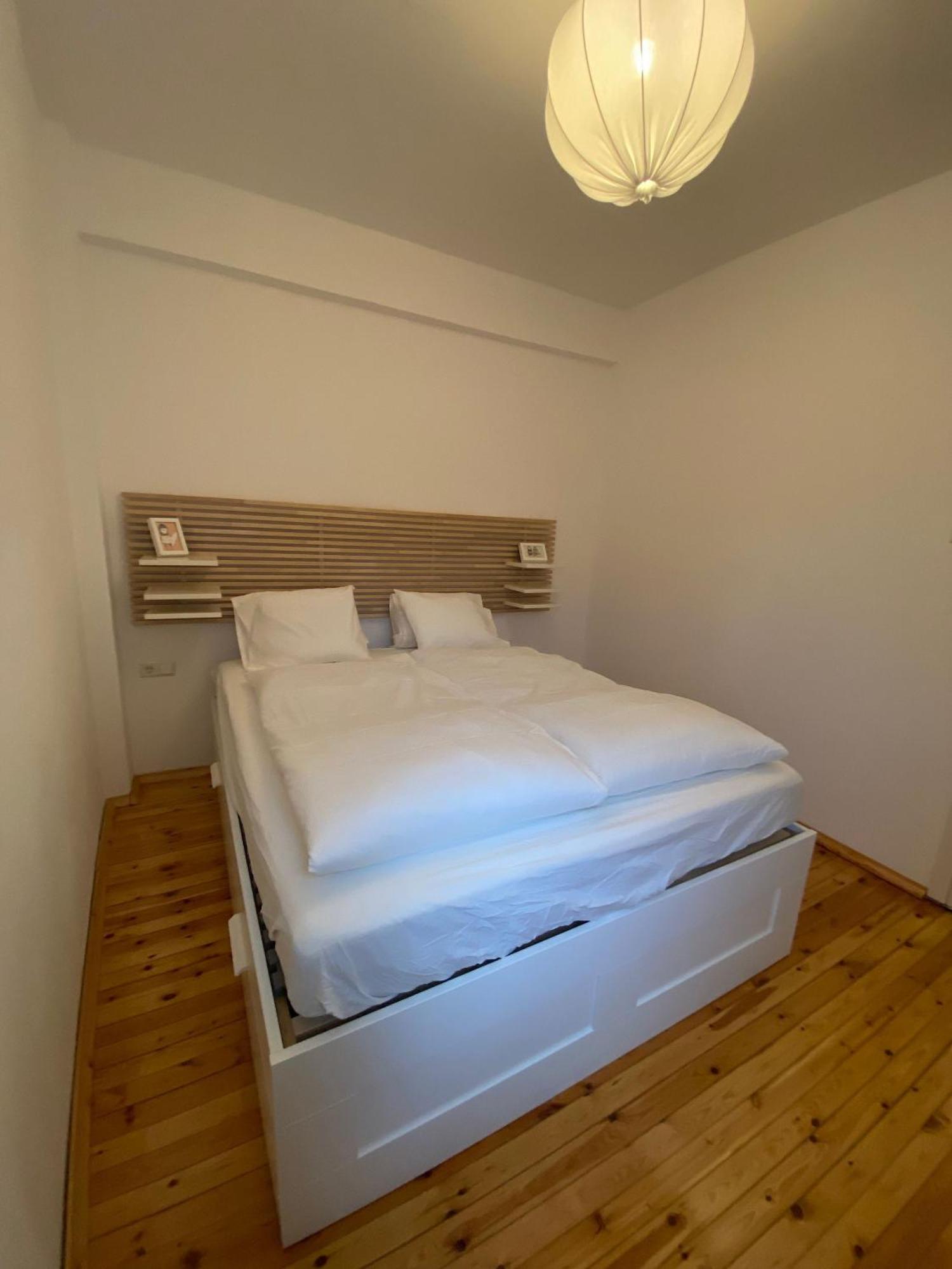 Modern, Centrally Located